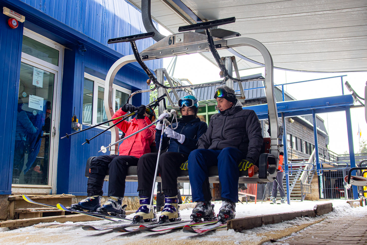 1 Forfait 2 Adultos + 2 Niños + Alquiler esquí